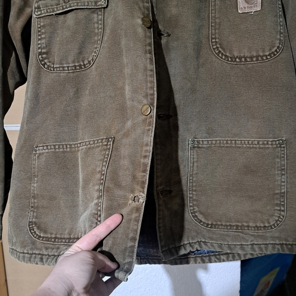 Distressed Blanket Lined Carhartt Barn/ Chore Jacket - Picture 2 of 9